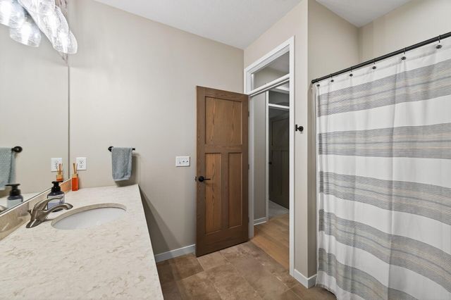 19320 Meadowridge Trail N, Marine On Saint Croix, MN 55047