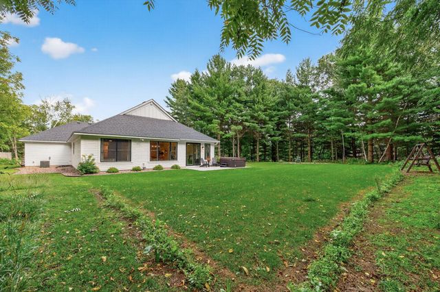 19320 Meadowridge Trail N, Marine On Saint Croix, MN 55047