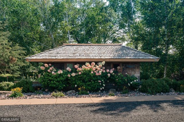 19320 Meadowridge Trail N, Marine On Saint Croix, MN 55047
