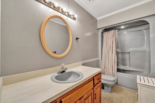 2479 OLD QUARRY RD, Bassett, VA 24055