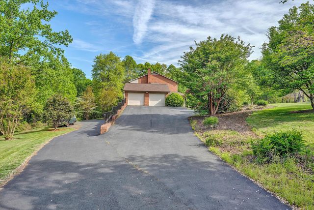2479 OLD QUARRY RD, Bassett, VA 24055