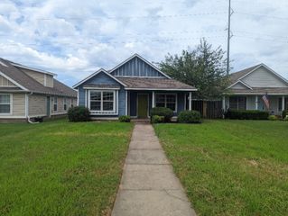 3912 SW Gibson Avenue, Bentonville, AR 72712