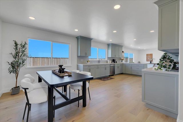 1181 Barry Rd, Yuba City, CA 95991