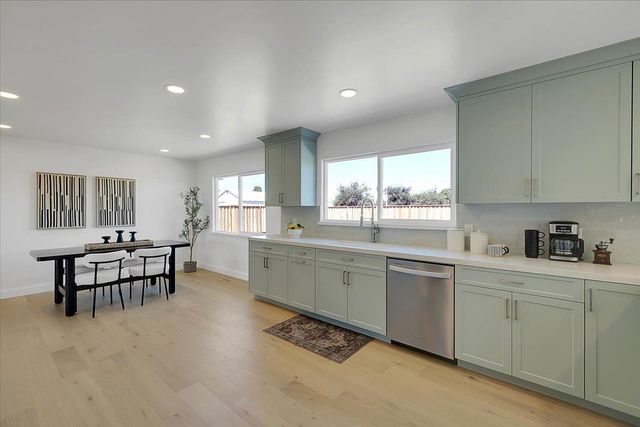 1181 Barry Rd, Yuba City, CA 95991