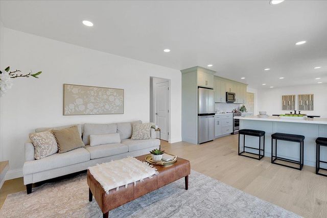 1181 Barry Rd, Yuba City, CA 95991