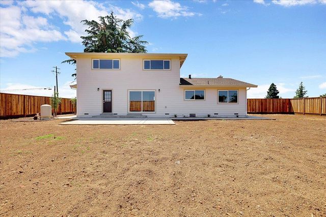 1181 Barry Rd, Yuba City, CA 95991