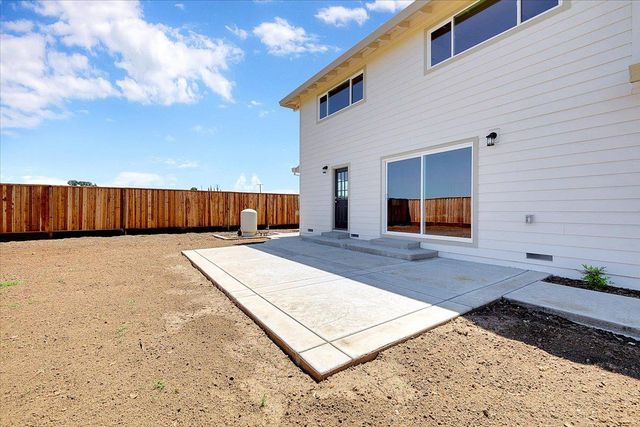 1181 Barry Rd, Yuba City, CA 95991