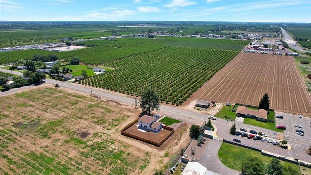 1181 Barry Rd, Yuba City, CA 95991