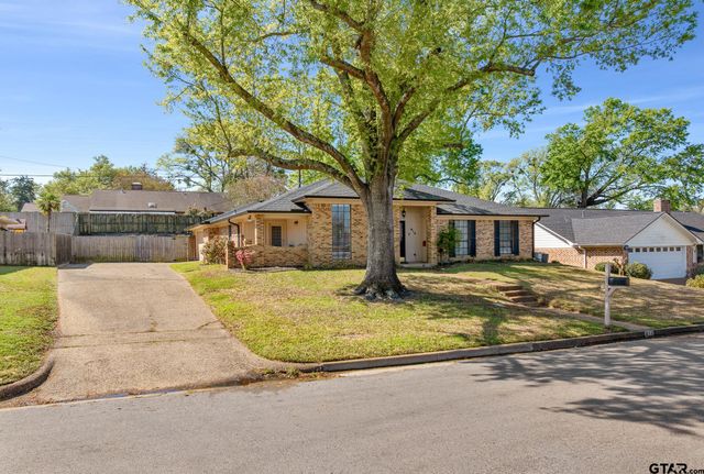 614 Carriage Drive, Tyler, TX 75703