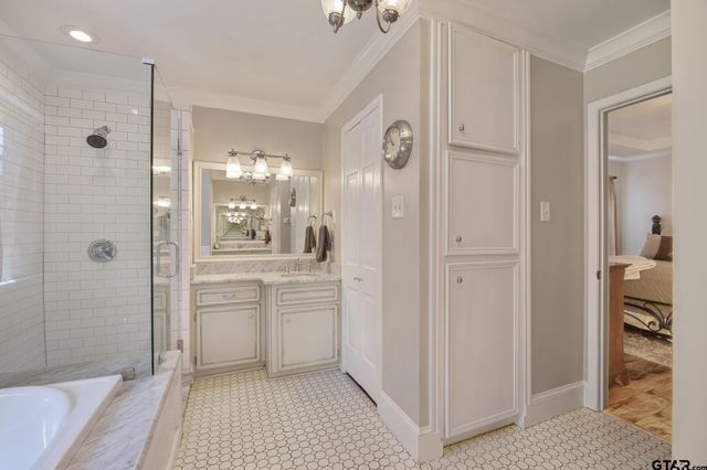 614 Carriage Drive, Tyler, TX 75703