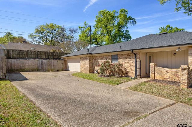 614 Carriage Drive, Tyler, TX 75703