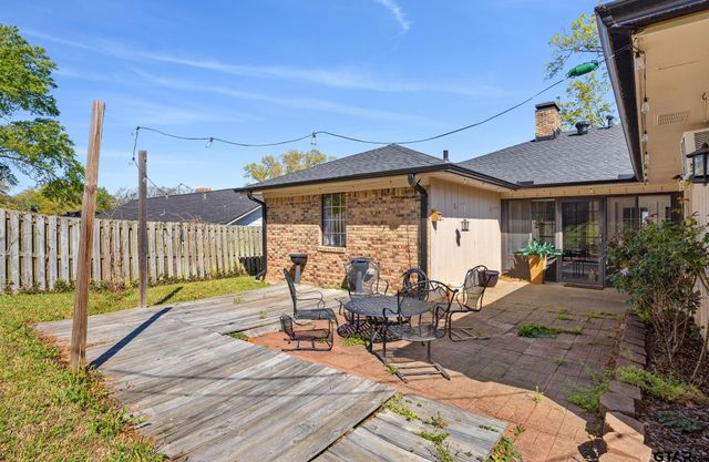 614 Carriage Drive, Tyler, TX 75703