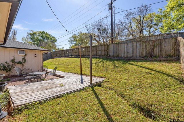 614 Carriage Drive, Tyler, TX 75703