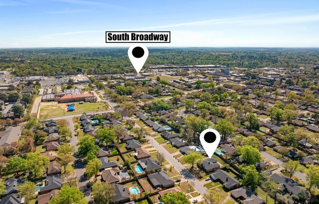 614 Carriage Drive, Tyler, TX 75703