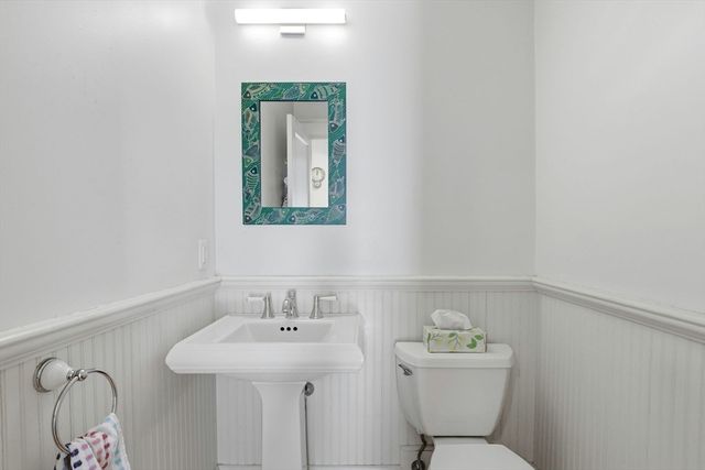 65 East St, Hingham, MA 02043