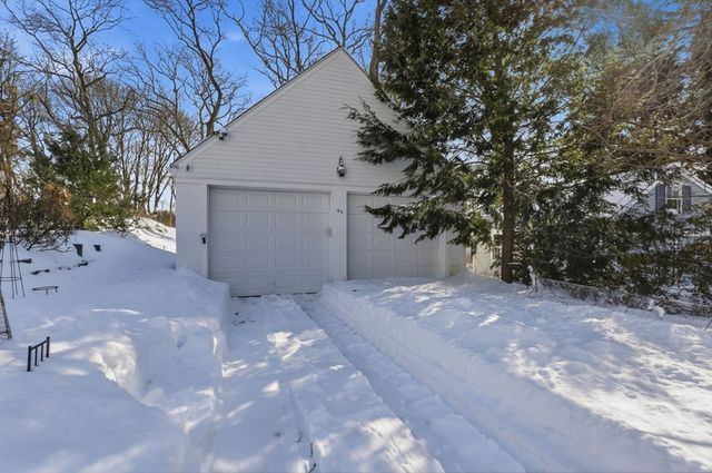 65 East St, Hingham, MA 02043