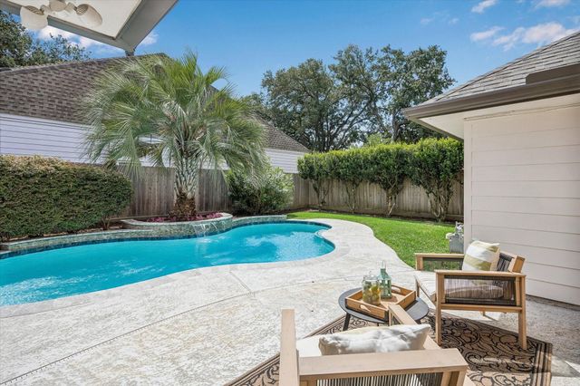 2706 Bernadette Lane, Houston, TX 77043