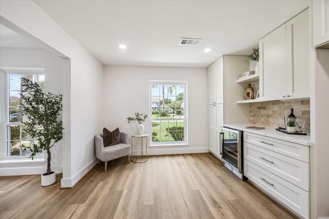 2706 Bernadette Lane, Houston, TX 77043