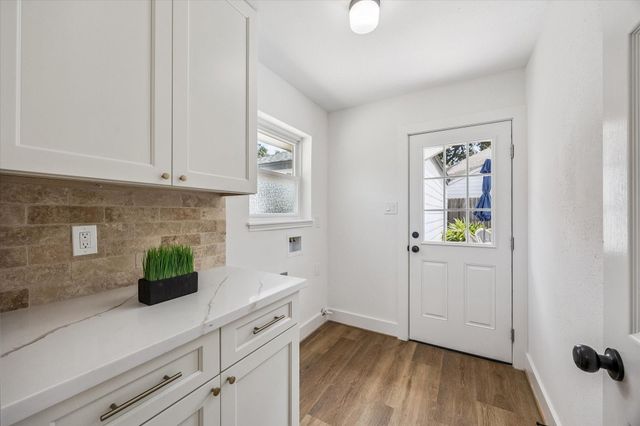 2706 Bernadette Lane, Houston, TX 77043