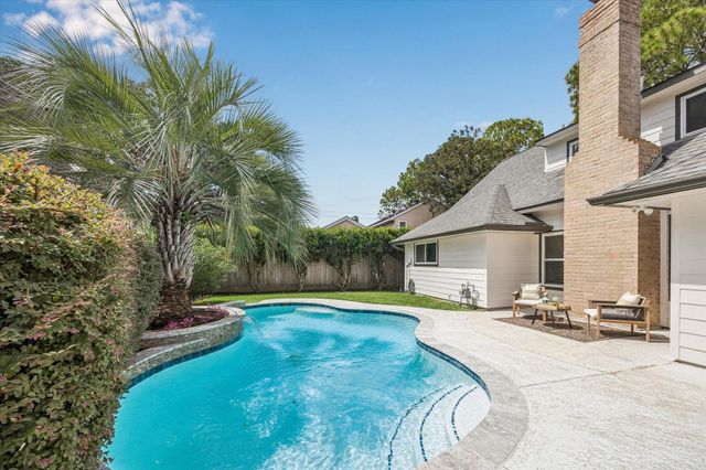2706 Bernadette Lane, Houston, TX 77043