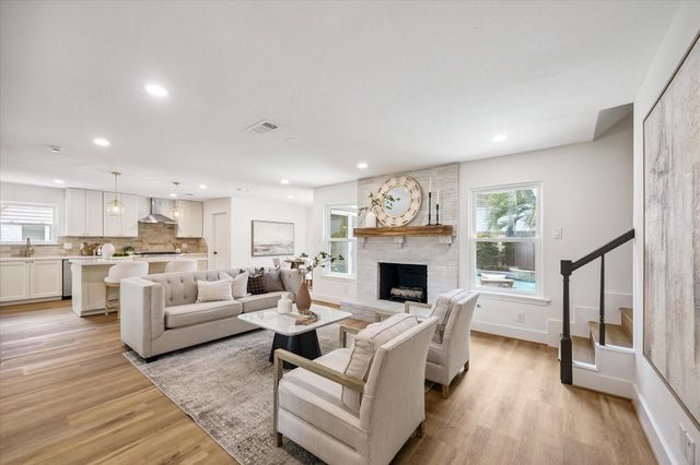 2706 Bernadette Lane, Houston, TX 77043
