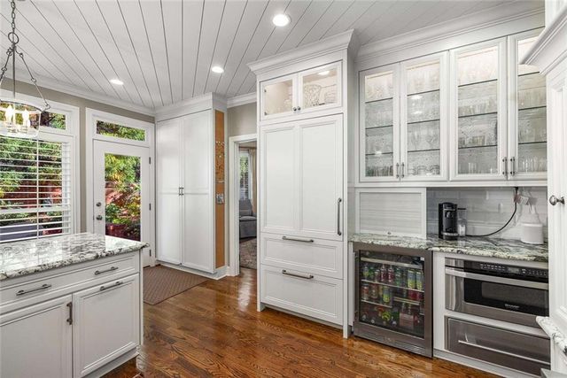 2128 Village NE Point, Brookhaven, GA 30319