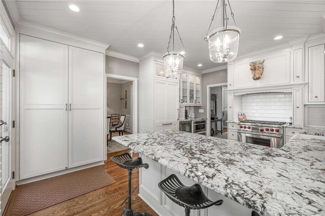 2128 Village NE Point, Brookhaven, GA 30319