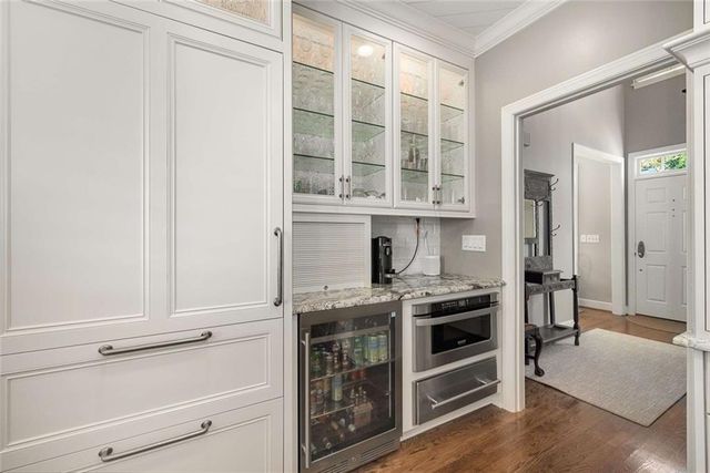 2128 Village NE Point, Brookhaven, GA 30319