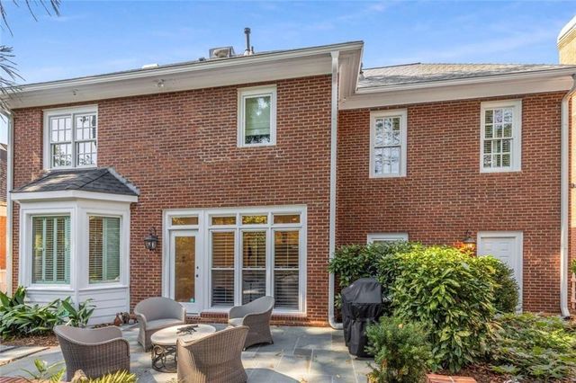 2128 Village NE Point, Brookhaven, GA 30319