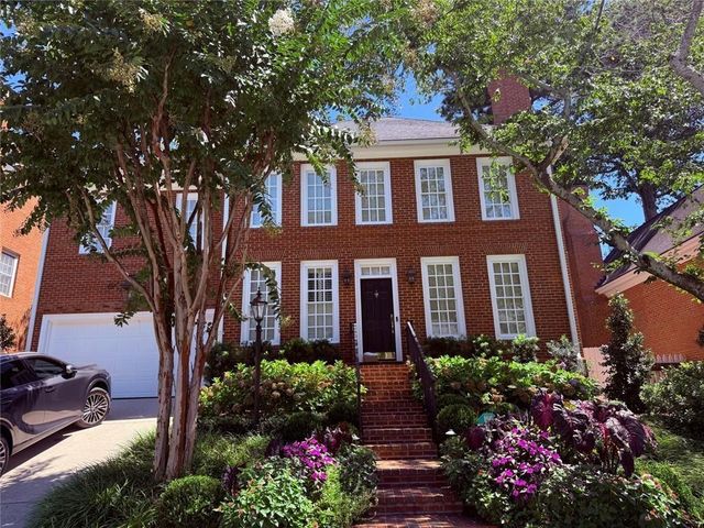 2128 Village NE Point, Brookhaven, GA 30319