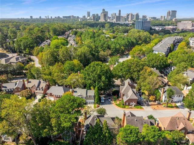 2128 Village NE Point, Brookhaven, GA 30319