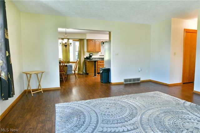 4988 State Route 46, Cortland, OH 44410