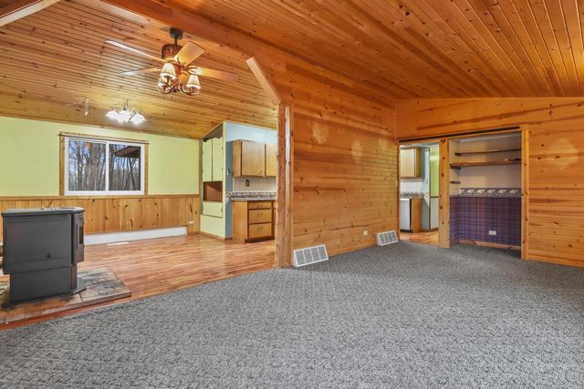 W2069 Elk Court, Montello, WI 53949