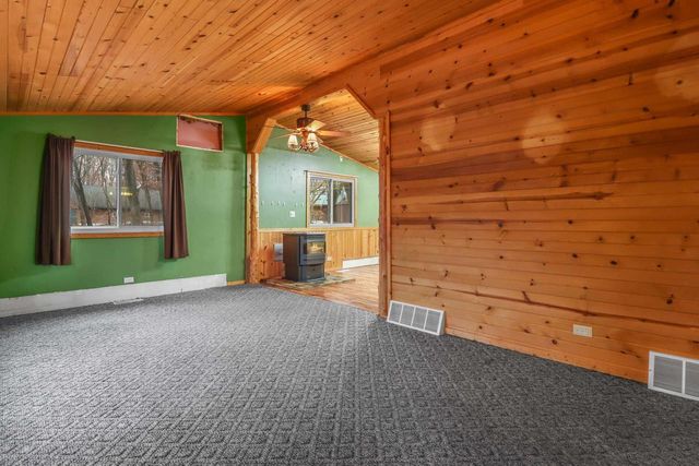 W2069 Elk Court, Montello, WI 53949