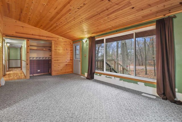 W2069 Elk Court, Montello, WI 53949