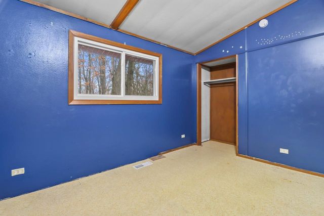 W2069 Elk Court, Montello, WI 53949