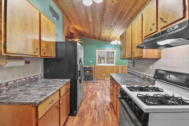 W2069 Elk Court, Montello, WI 53949