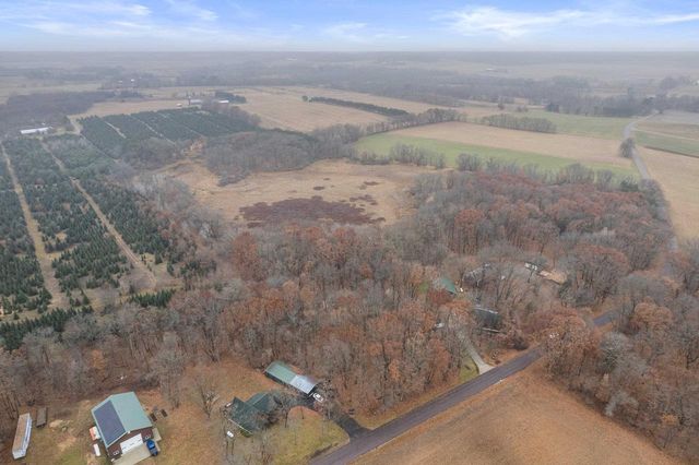 W2069 Elk Court, Montello, WI 53949