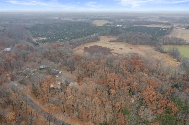 W2069 Elk Court, Montello, WI 53949