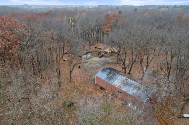 W2069 Elk Court, Montello, WI 53949