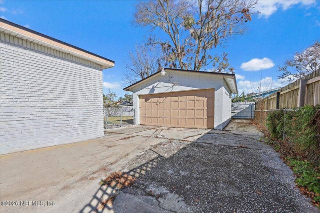 5141 BATLEY Road, Jacksonville, FL 32210