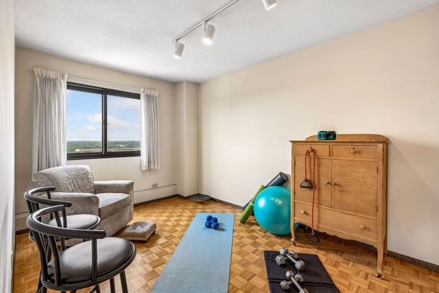 410 Groveland Avenue 1301, Minneapolis, MN 55403