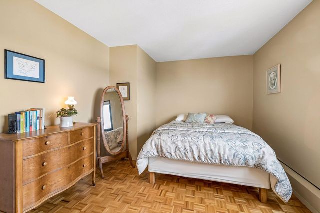 410 Groveland Avenue 1301, Minneapolis, MN 55403