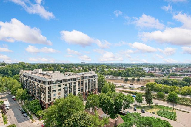 410 Groveland Avenue 1301, Minneapolis, MN 55403
