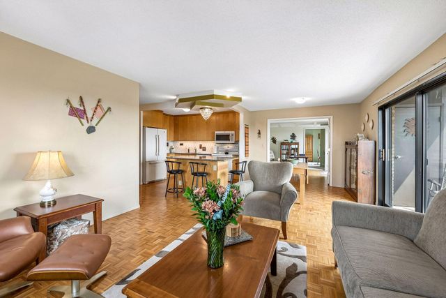 410 Groveland Avenue 1301, Minneapolis, MN 55403