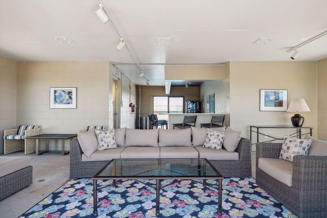 410 Groveland Avenue 1301, Minneapolis, MN 55403