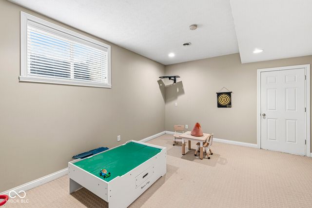 550 Pitney Drive, Noblesville, IN 46062