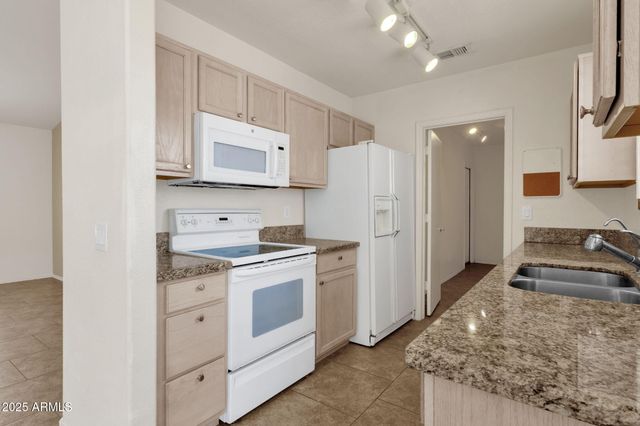 6942 S CHAMPIONSHIP Drive, Chandler, AZ 85249