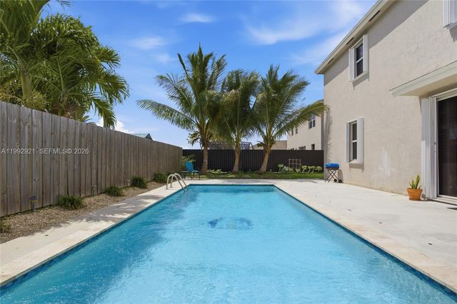 27603 SW 133rd Ave, Homestead, FL 33032