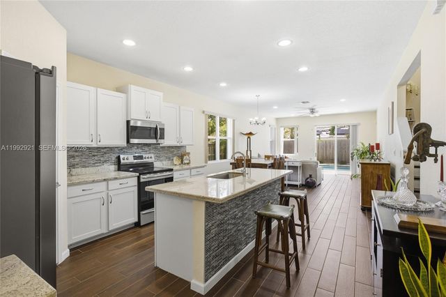 27603 SW 133rd Ave, Homestead, FL 33032